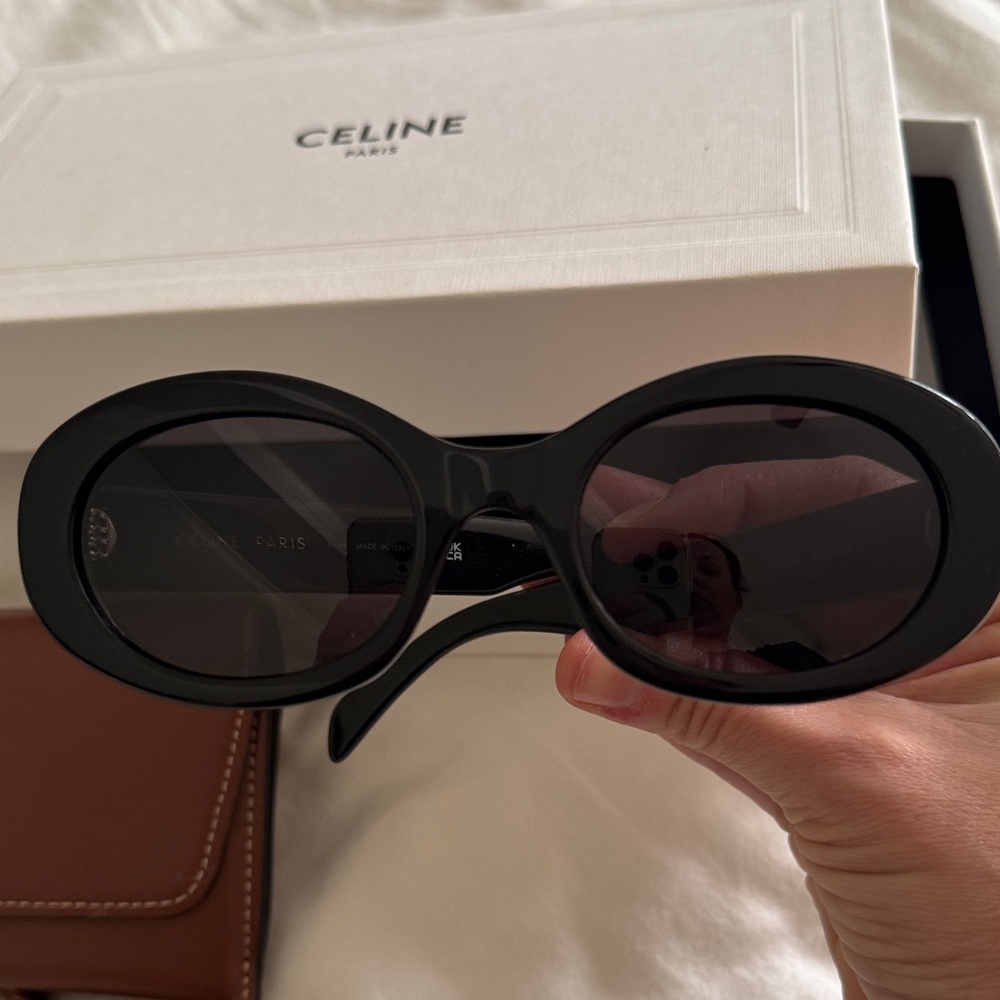 Celine Black Sunglasses with Brown Case - Picture 3 of 4